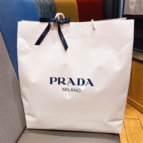 御殿場 prada|【PRADA購入品】御殿場アウトレットプラダの戦利品！レ .